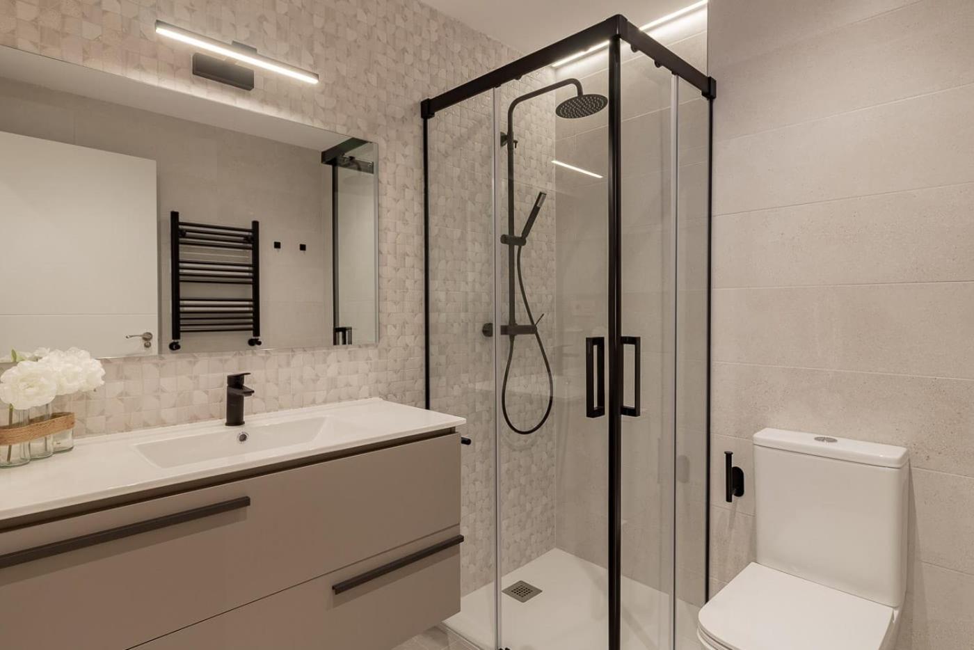Room4You By Asturias Holidays Oviedo Exterior foto