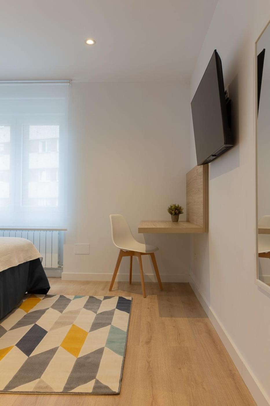 Room4You By Asturias Holidays Oviedo Exterior foto